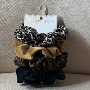 Sunday State Leopard and Black Scrunchie Set